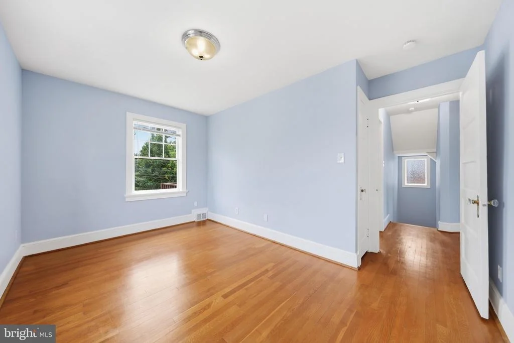 Photo of 408 CARROLL PARKWAY