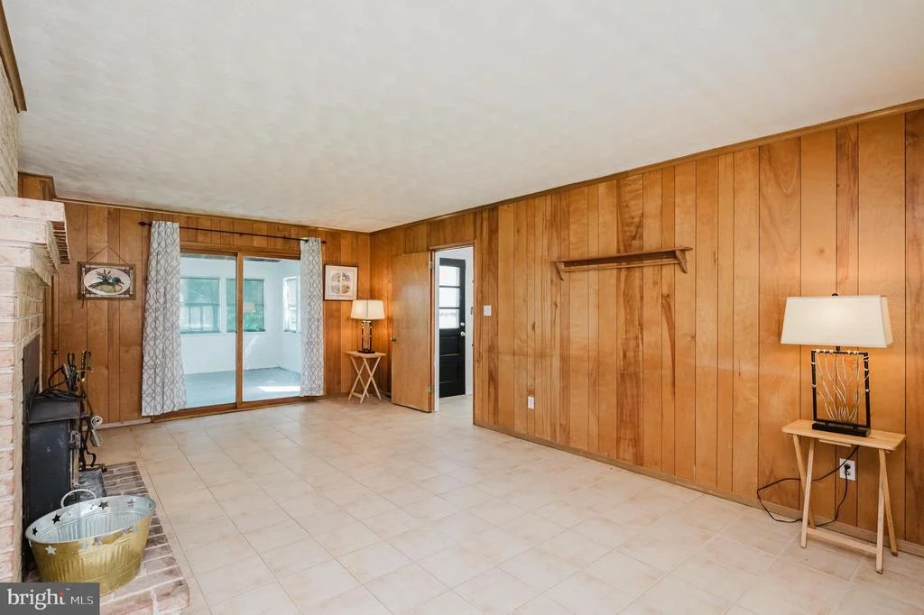 Photo of 625 FOXCROFT DRIVE