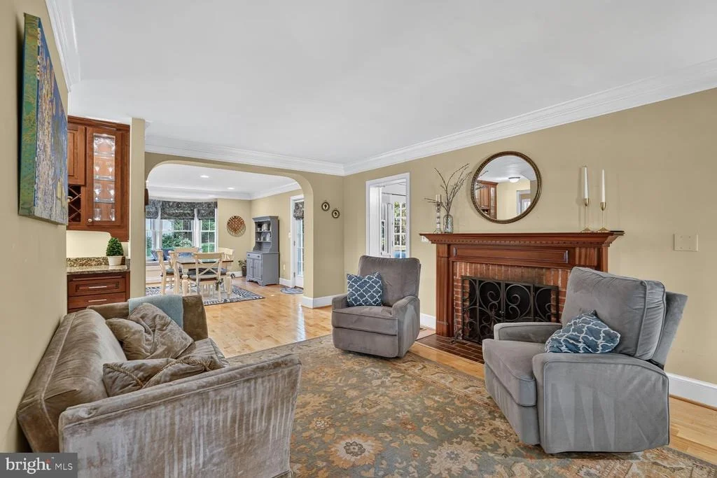 Photo of 10115 GATES AVENUE