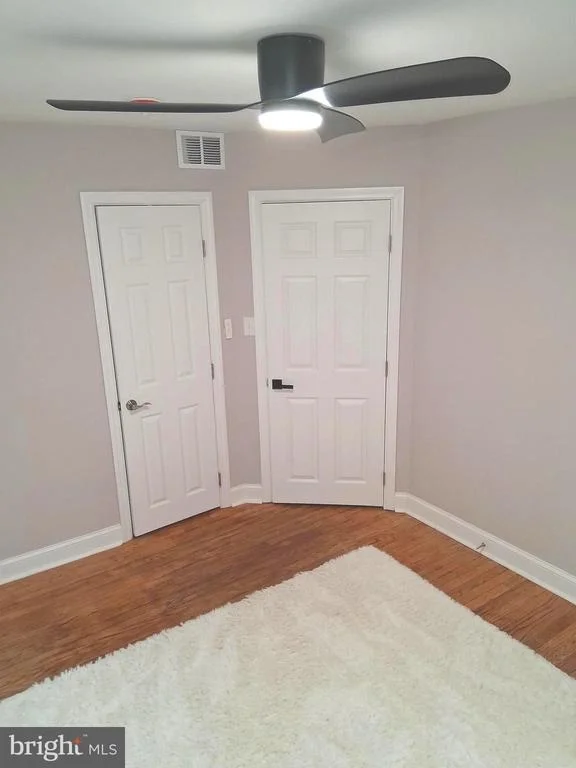 Photo of 1225 LANDOVER ROAD