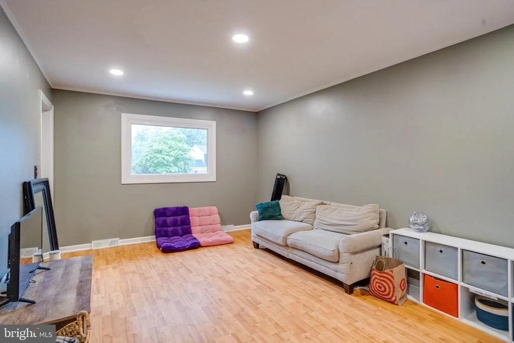 Photo of 919 JACKSON BOULEVARD