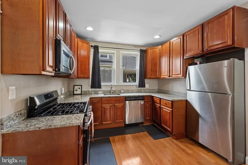 Photo of 3202 BARRINGTON ROAD