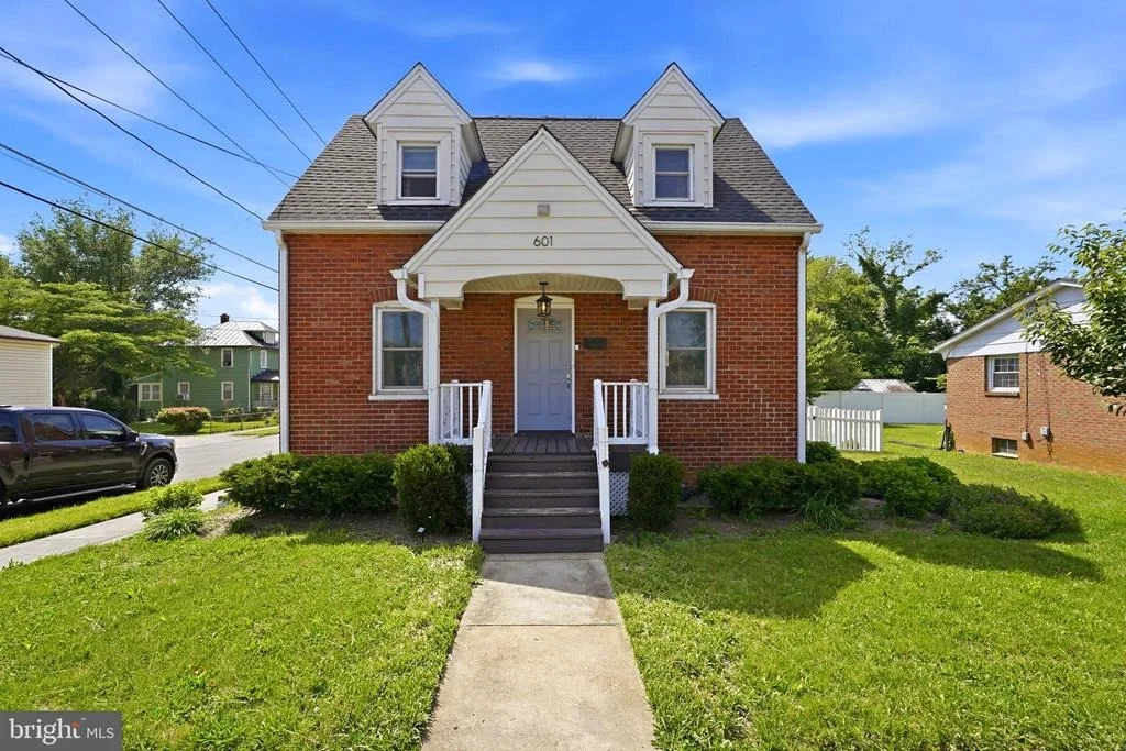 Photo of 601 GRAY AVENUE