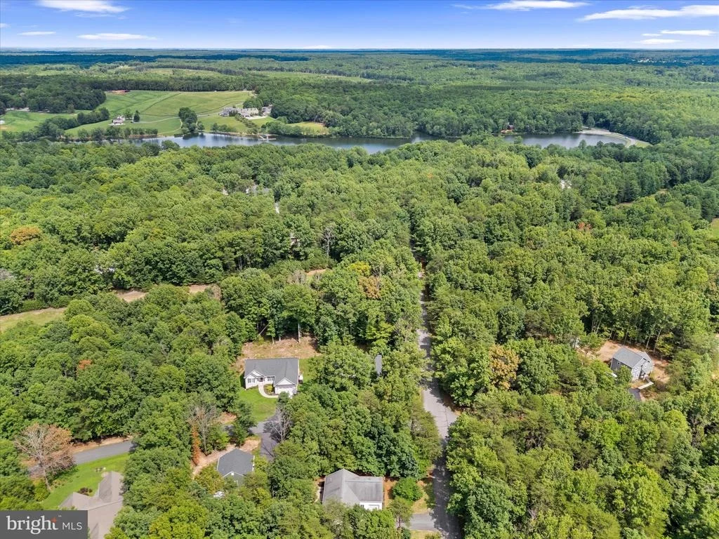 Photo of 178 PINEHURST DRIVE