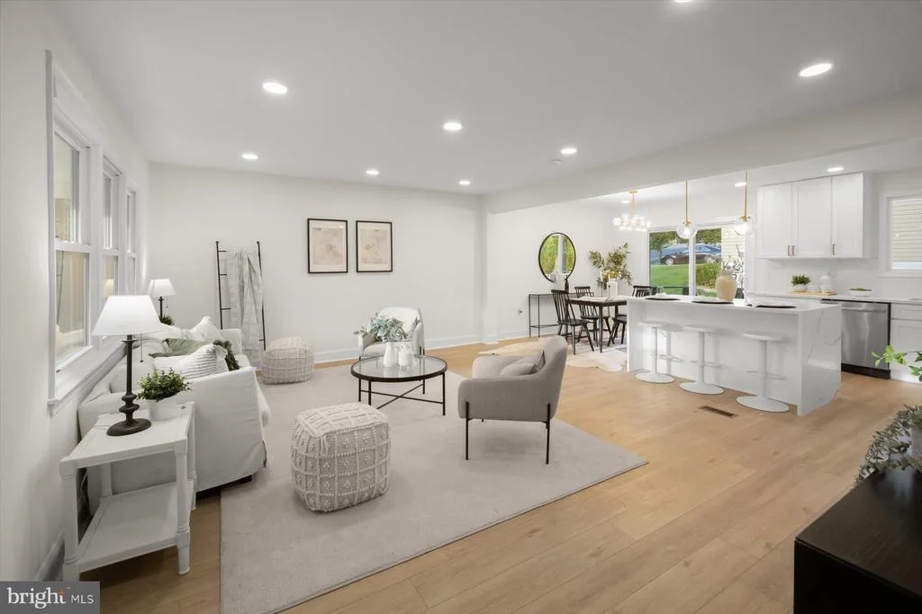 Photo of 5918 SOUTHGATE DRIVE