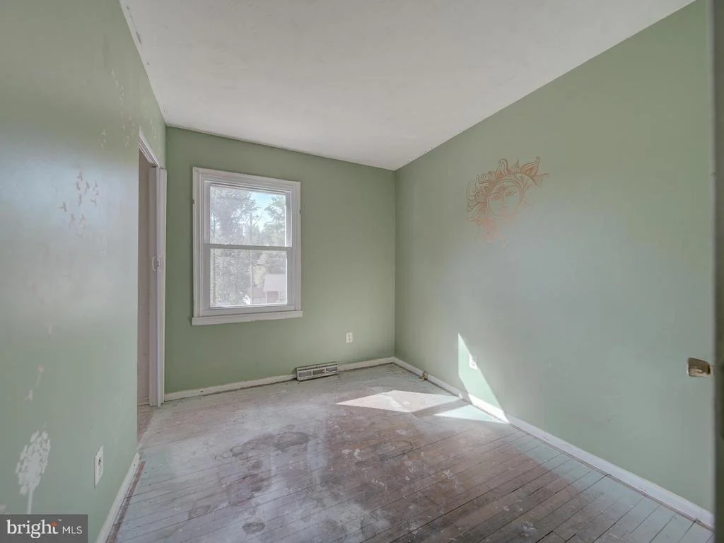 Photo of 9303 KIMBARK AVENUE