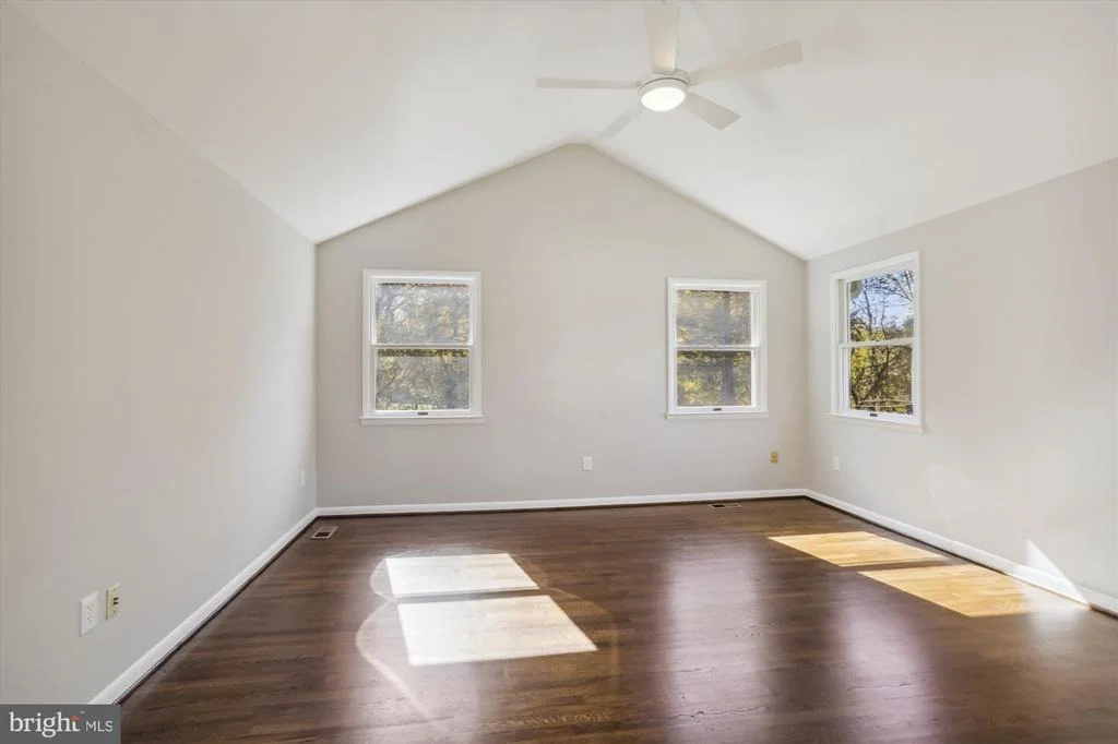 Photo of 3524 FALLING GREEN ROAD