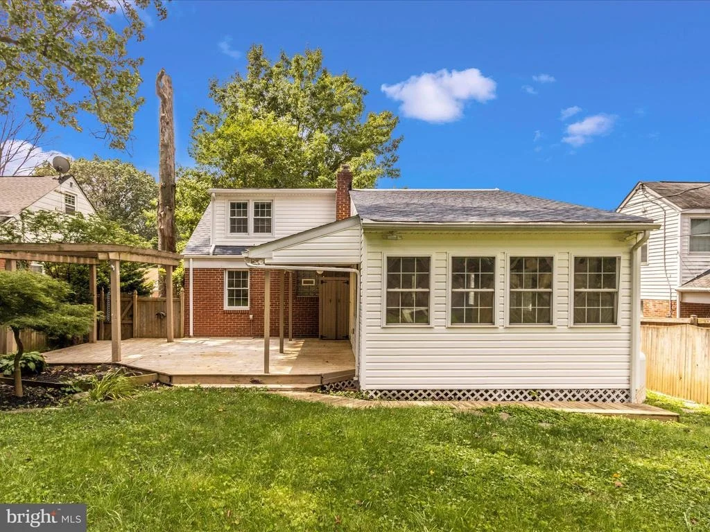 Photo of 911 OLMSTEAD ROAD