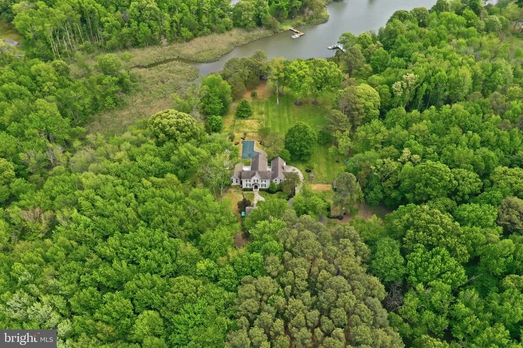 Photo of 5865 DEALE BEACH ROAD