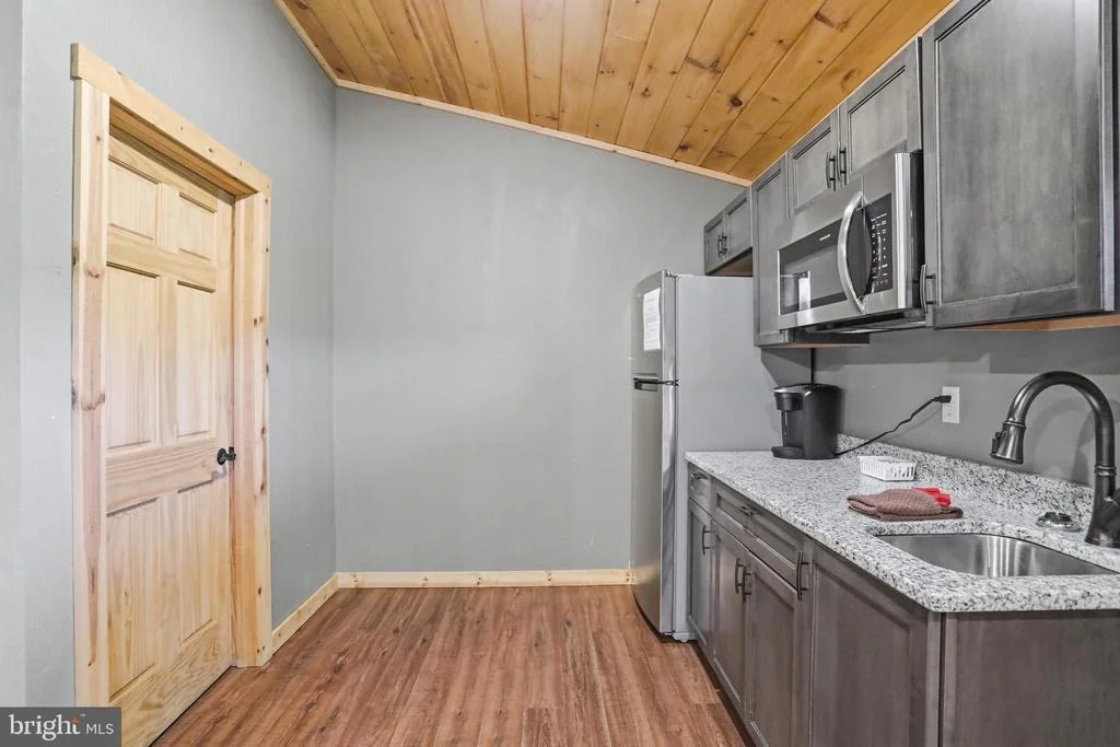 Photo of 17 GRANDVIEW BOULEVARD