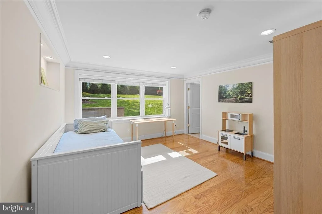 Photo of 816 CONSTELLATION DRIVE