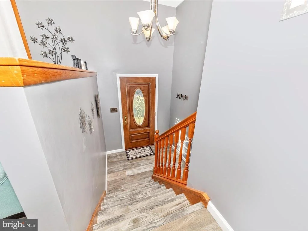 Photo of 9242 OAK TREE CIRCLE