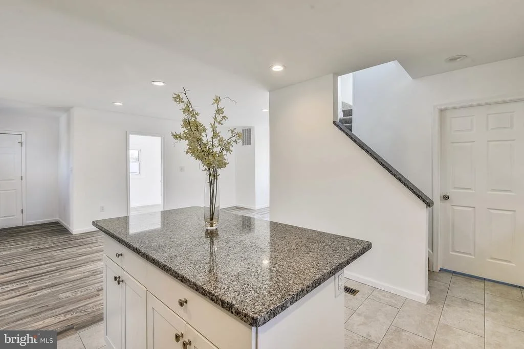 Photo of 8062 TELEGRAPH ROAD