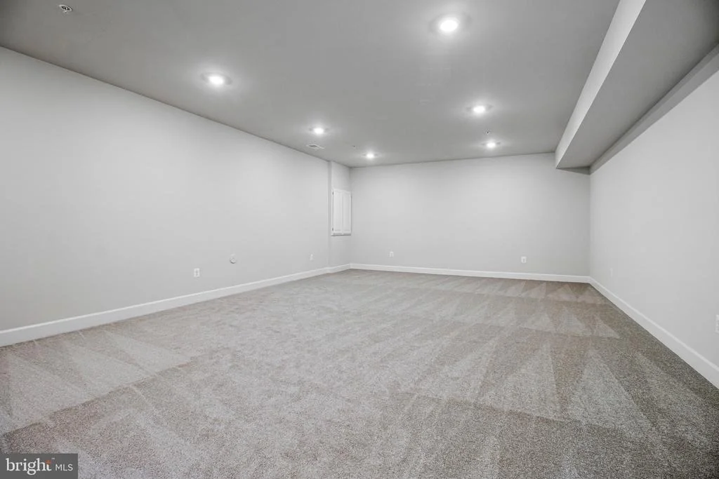 Photo of 1423 CRANESBILL LANE