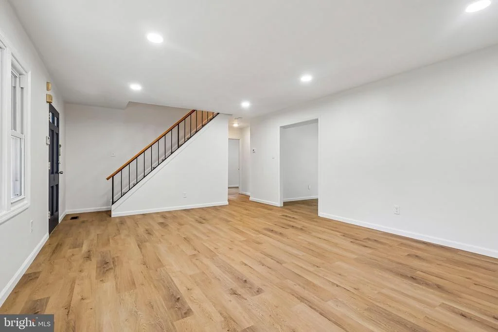 Photo of 86 E RIVER DRIVE