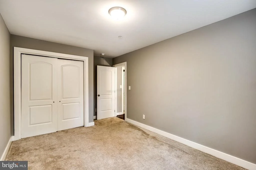 Photo of 3319 MAIL ROAD