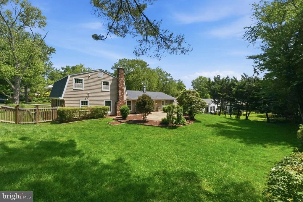Photo of 14005 BETHPAGE LANE