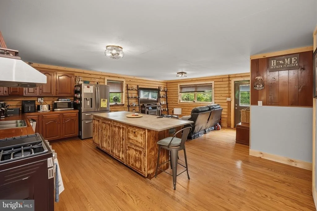 Photo of 2189 TABLE ROCK ROAD