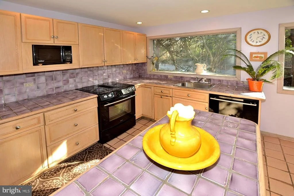 Photo of 4 BUTTONWOOD LANE