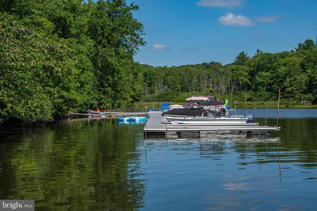Photo of 305 LAKE POINTE DRIVE