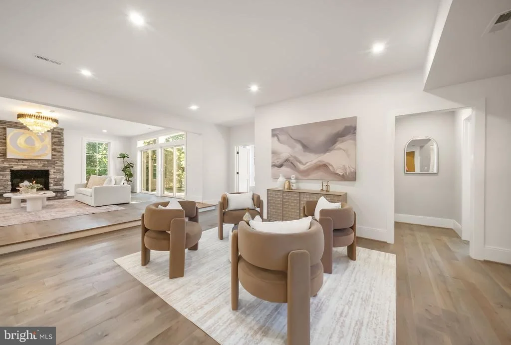 Photo of 8615 ACORN CIRCLE