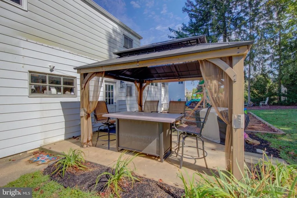 Photo of 138 GARY DRIVE