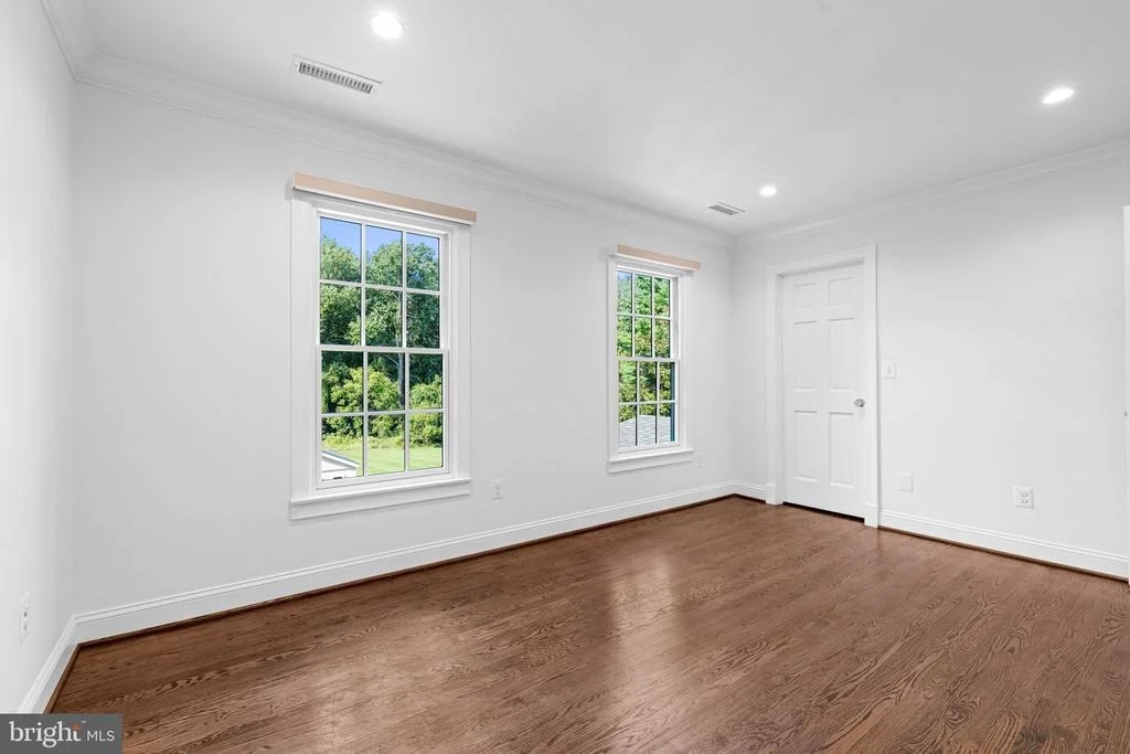 Photo of 13311 FALLS ROAD