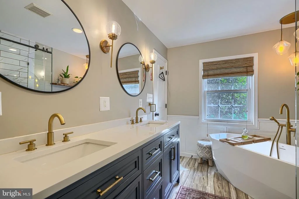 Photo of 1004 PEPPARD DRIVE