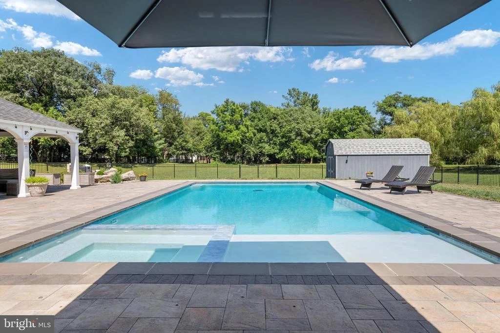 Photo of 116 HERMITAGE BOULEVARD