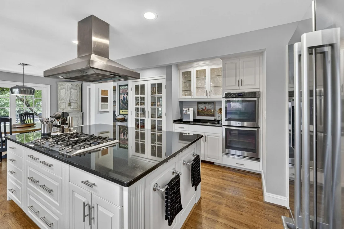 Photo of 23559 PARSONS ROAD