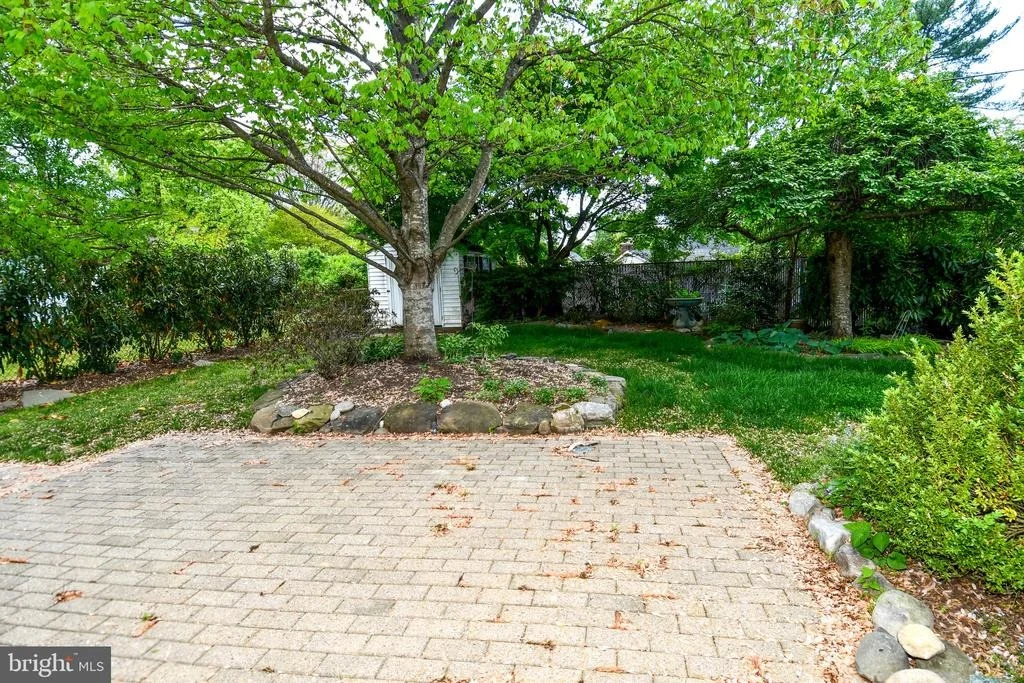 Photo of 3306 MORELAND PLACE