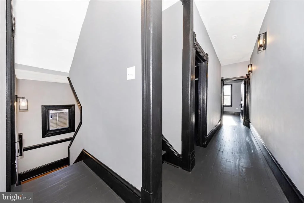 Photo of 519 SUMMIT AVENUE