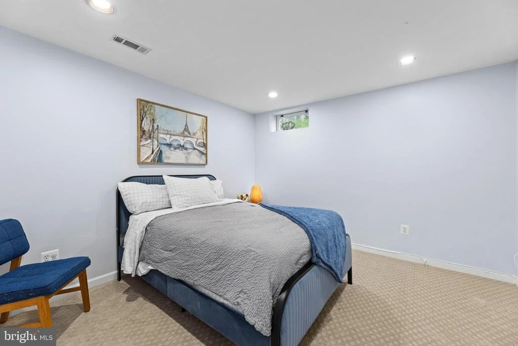 Photo of 9261 MATTHEW DRIVE