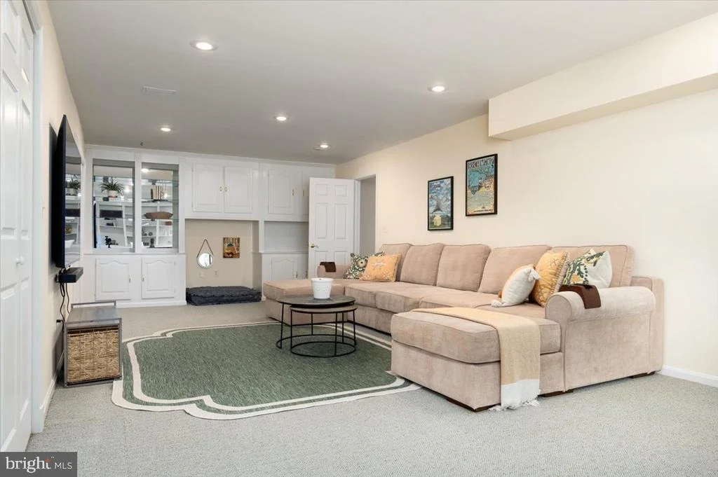 Photo of 534 POST OAK ROAD