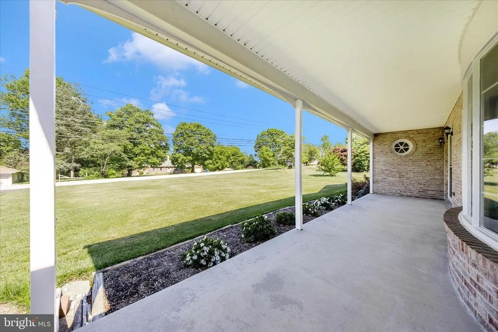 Photo of 5411 JEFFERSON BOULEVARD
