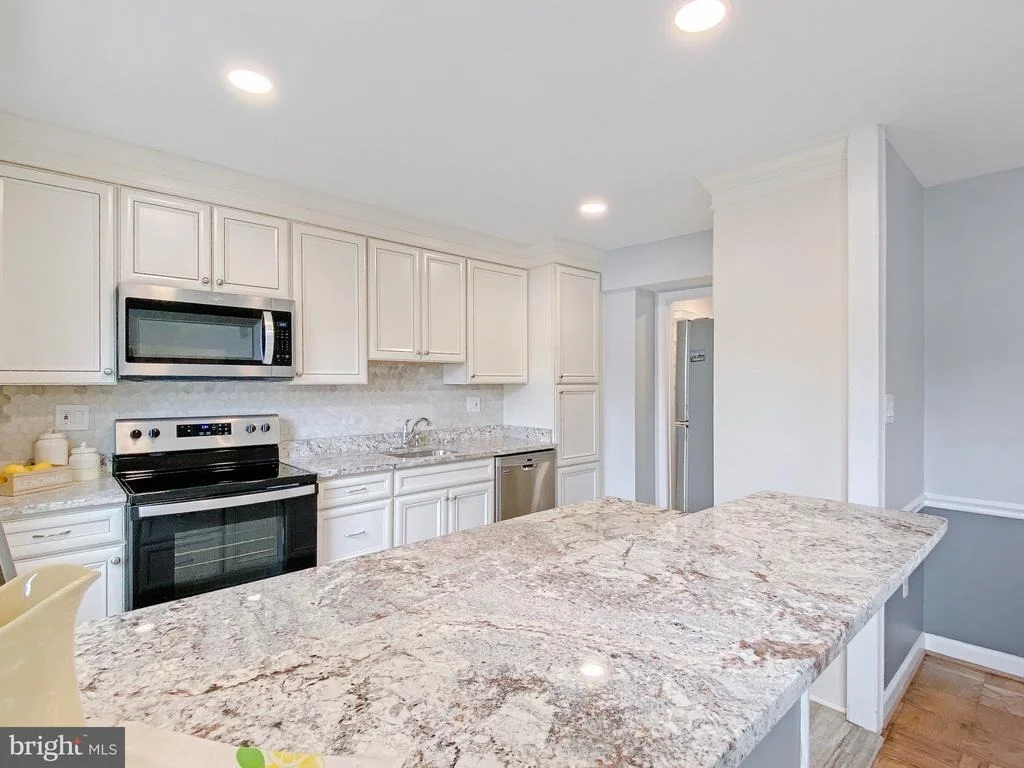 Photo of Unit 1G at 8352 IMPERIAL DRIVE