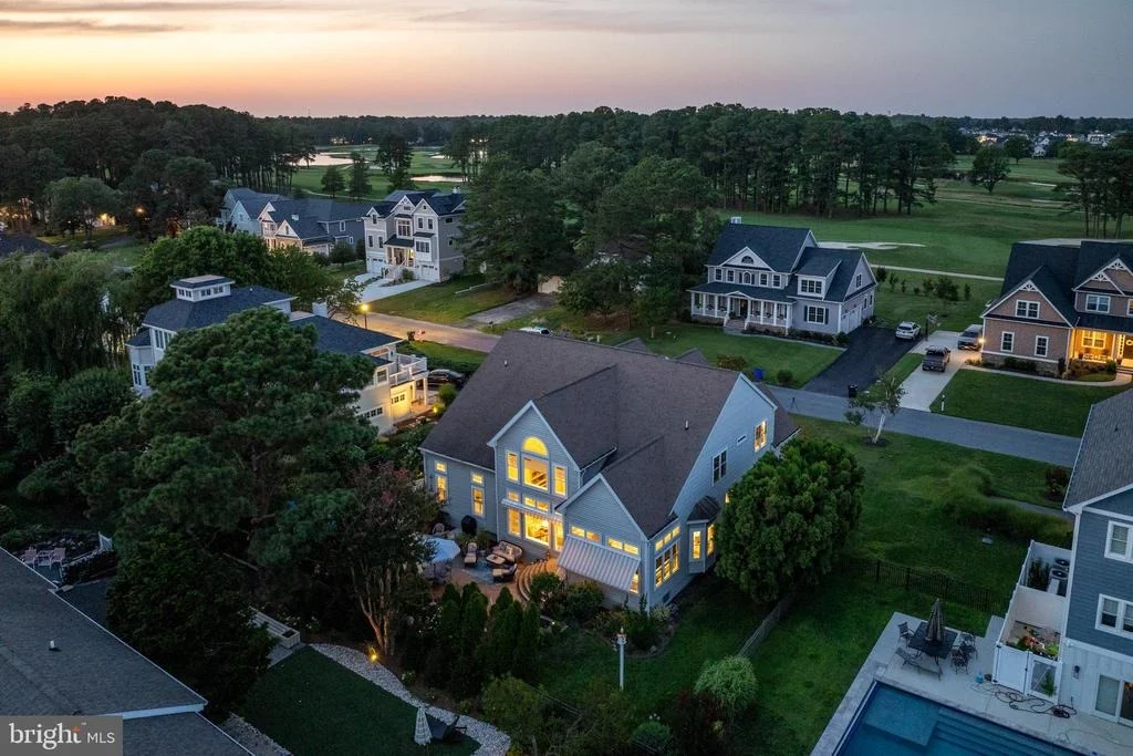 Photo of 123 WEST SIDE DRIVE