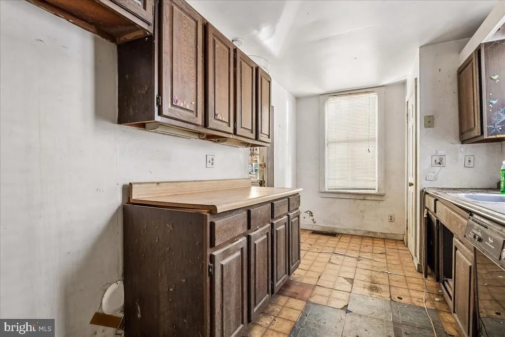 Photo of 8472 FREDERICK ROAD