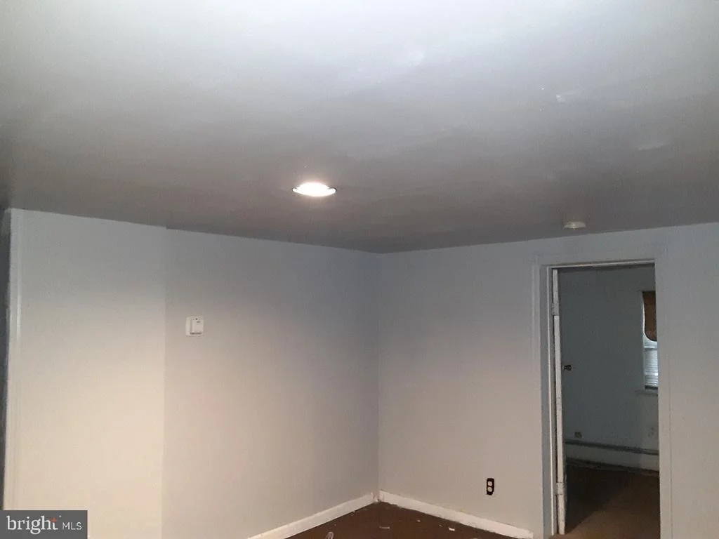 Photo of 32 S CLEMENTON AVENUE