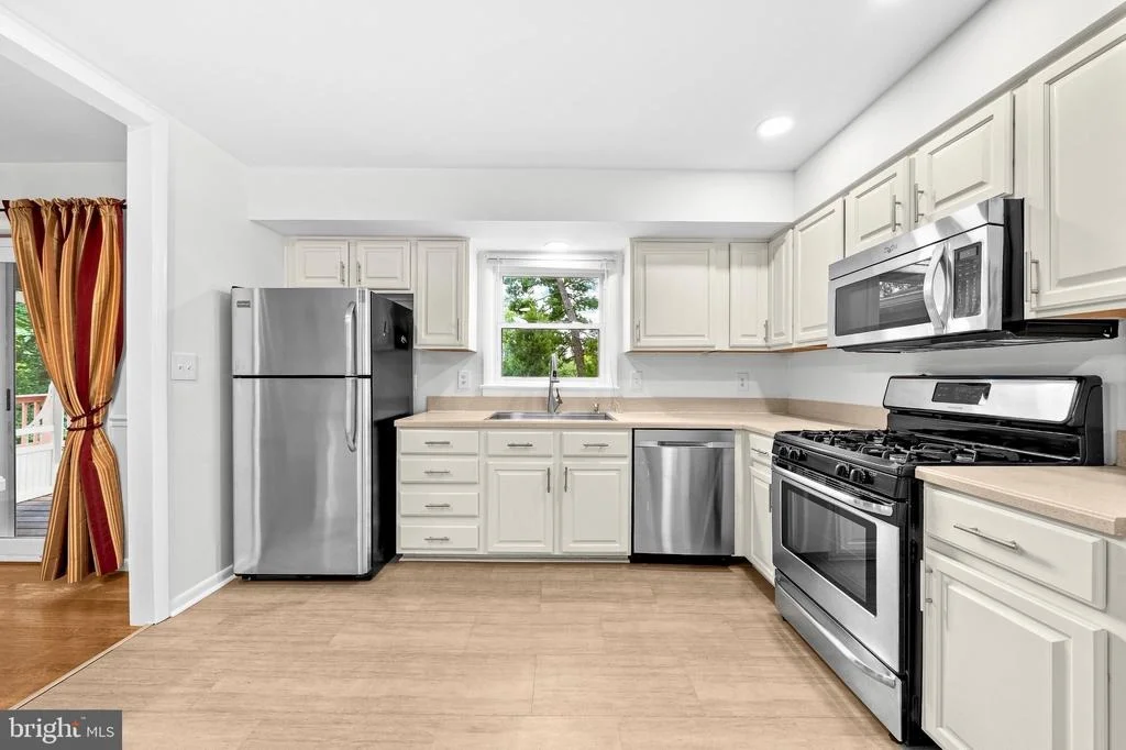 Photo of 9246 LIMESTONE PLACE