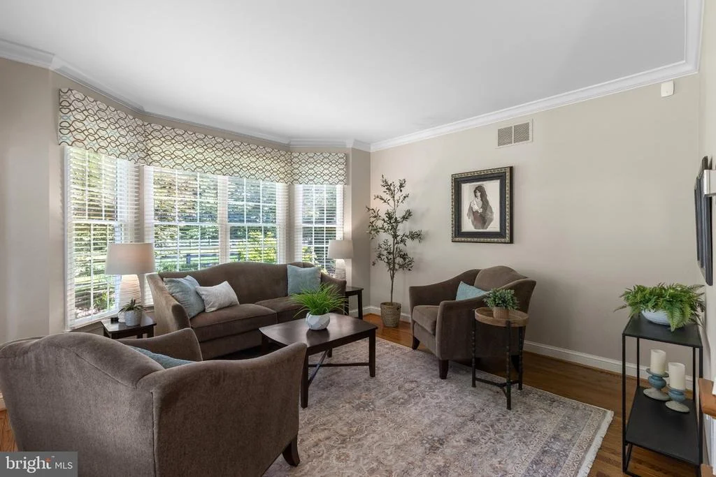 Photo of 71 SIMMONS LANE