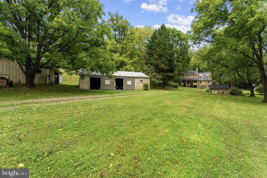 Photo of 39902 THOMAS MILL ROAD