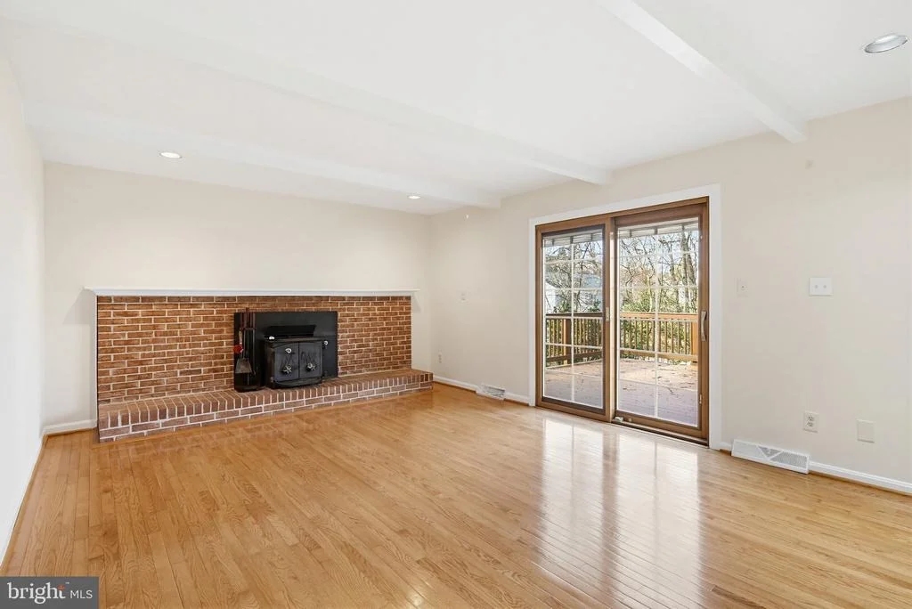 Photo of 6040 STEVENS FOREST ROAD