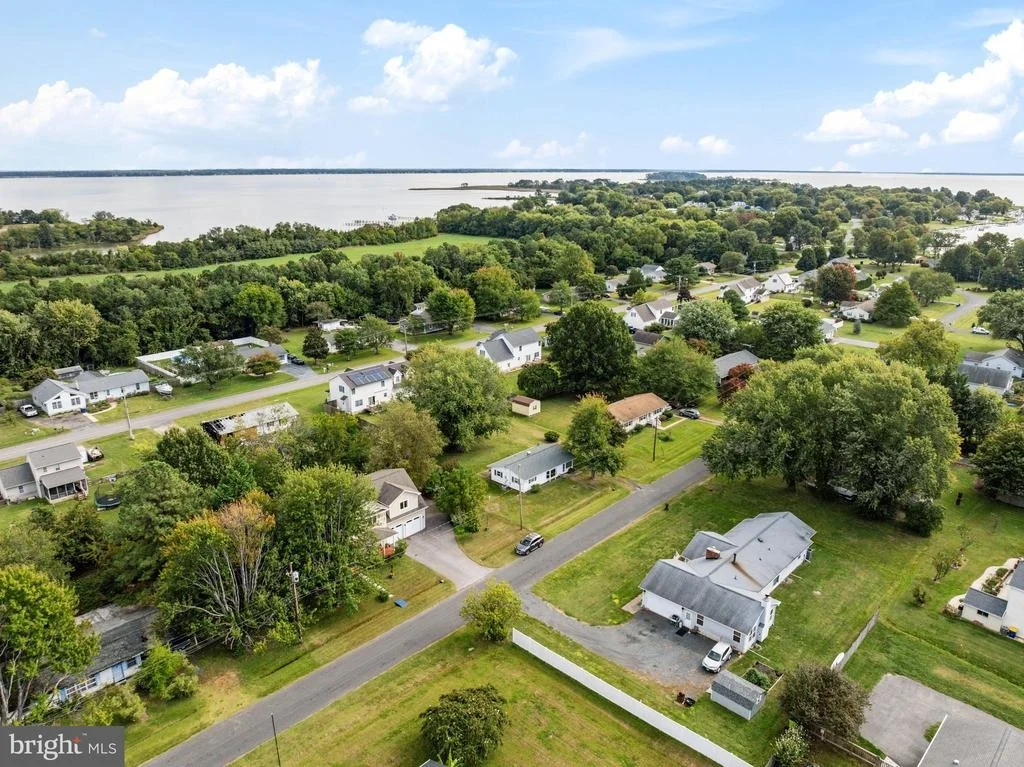 Photo of 1351 CALVERT ROAD