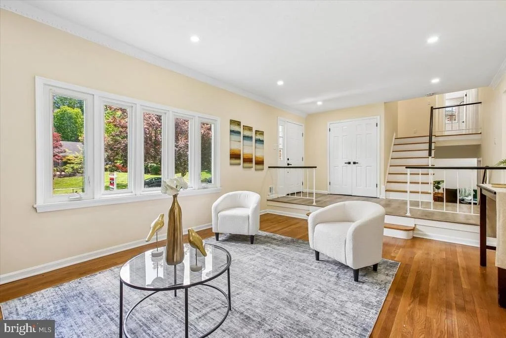 Photo of 1705 CRESTVIEW DRIVE