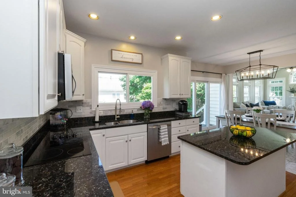 Photo of 6344 CLARIDGE DRIVE N