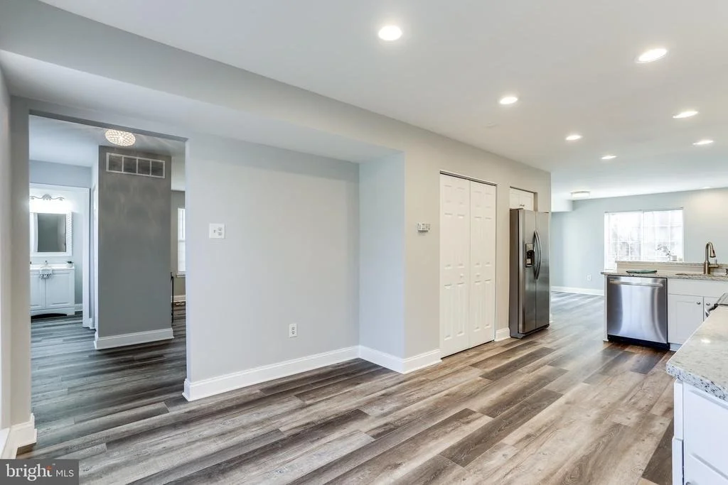 Photo of 8635 STONECUTTER ROAD