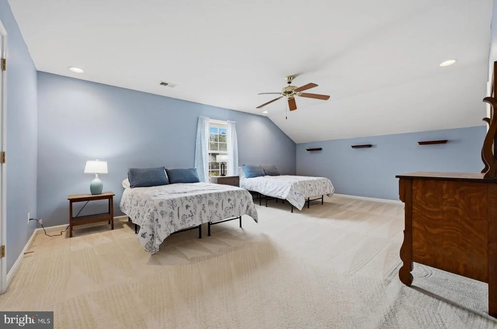 Photo of 107 REGULATOR DRIVE N