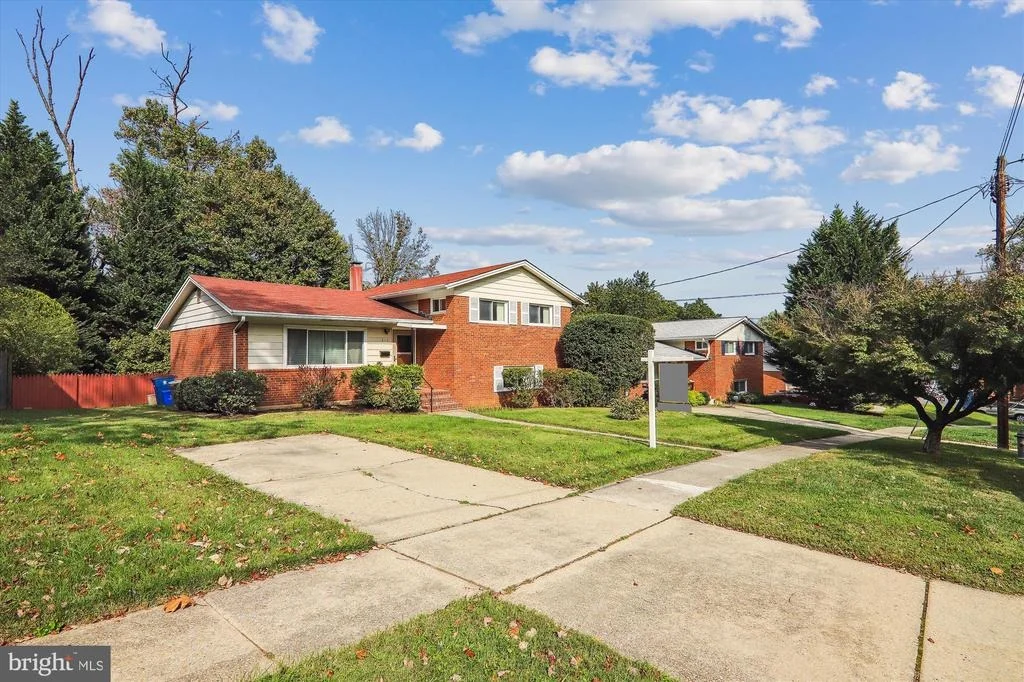 Photo of 815 MALTA LANE
