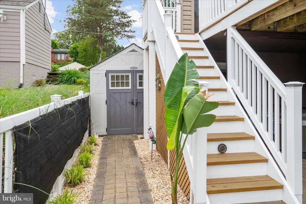 Photo of 508 WALNUT DRIVE
